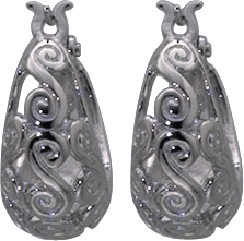 Ohrringe – Creolen mit Scharnier aus echtem Silber Sterlingsilber 925/-  hochglanzpoliert und rhodiniert ,in der Größe ca. 17,13×18,59 mm , funkelt und glänzt.  Zum Preisknaller aus Stuttgart